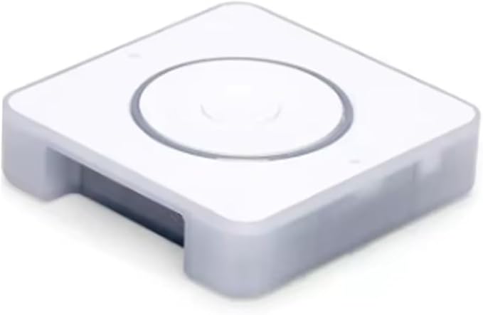 Witte, vierkante Home Assistant Voice Preview Edition met een ronde draaiknop en ledring bovenop